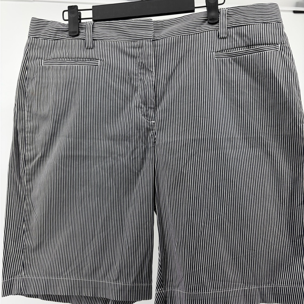 Lands End Women's Blue White Stripe Mid Rise Stretch Shorts Fit 2 Size 14